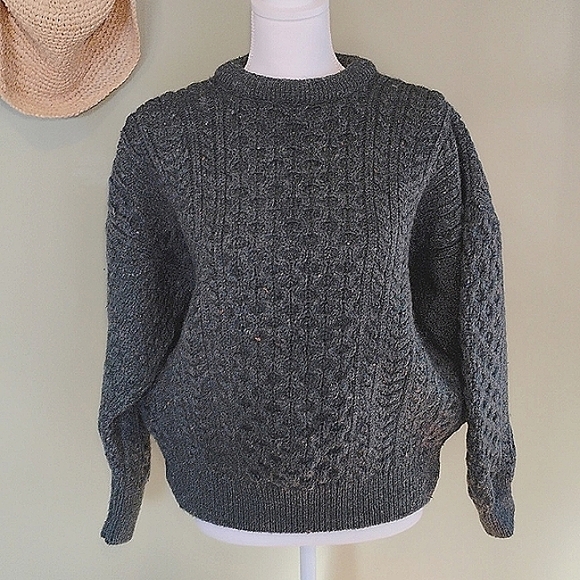 Country Collection Sweaters - 80s Irish Wool Crewneck Sweater Country Collection Cable Knit Green Women Medium